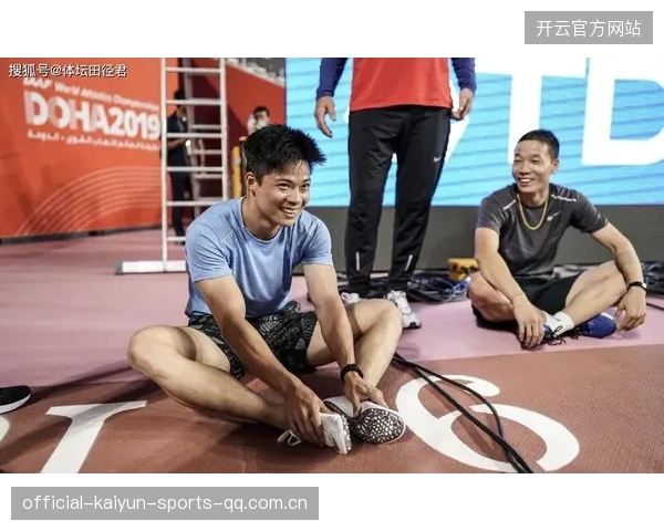 卢卡库力量训练结合速度冲刺，备战对抗型强队